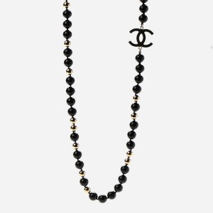 product image of Chanel beaded necklace FASHIONPHILE